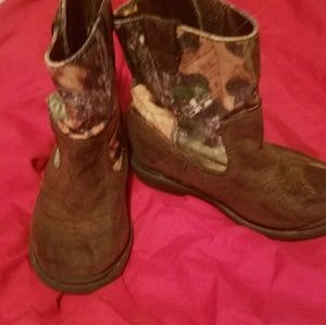 Camo toddler boys cowboy boots size 7